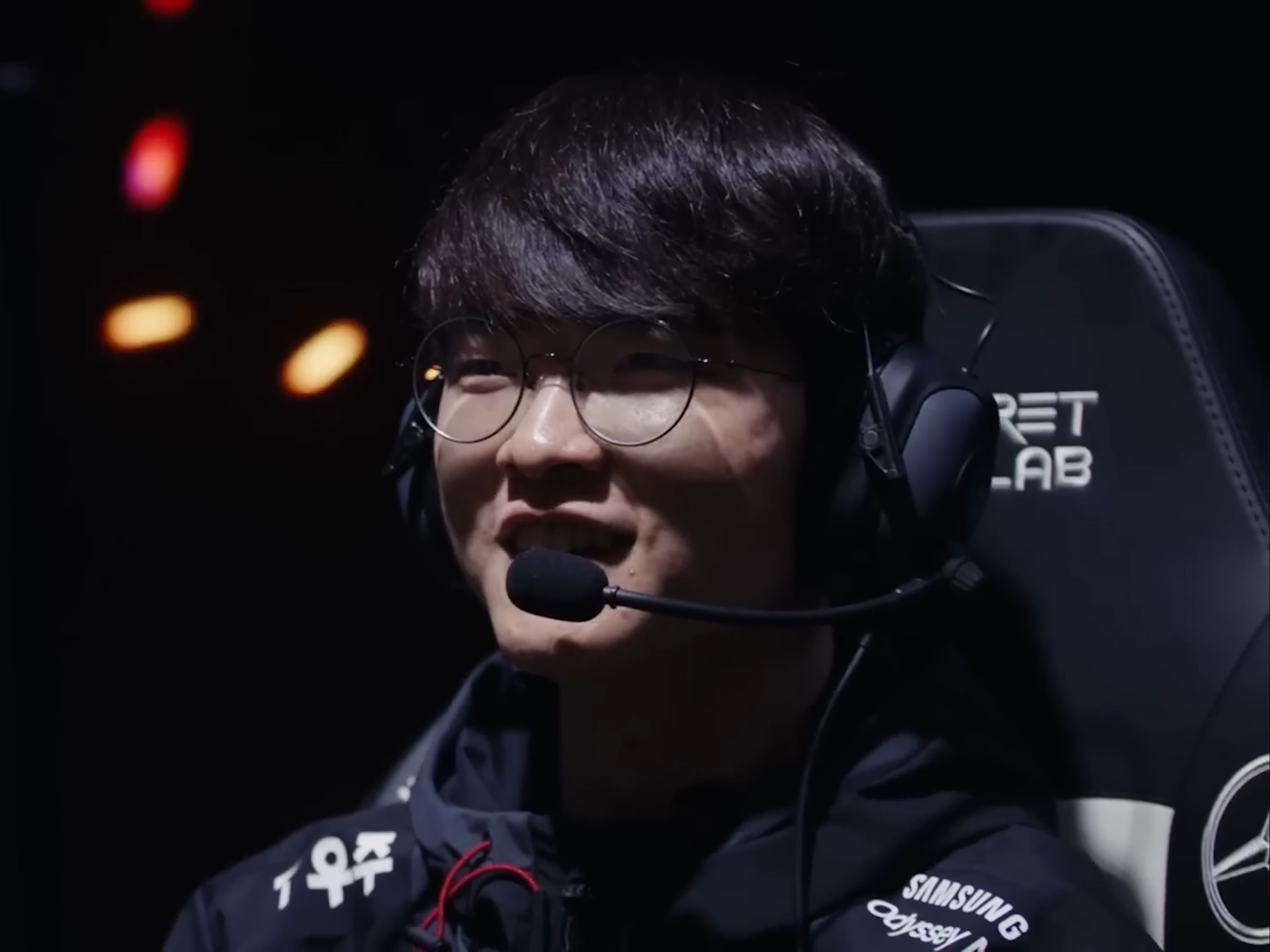 LCK焦点之战：T1 2比1击败DK