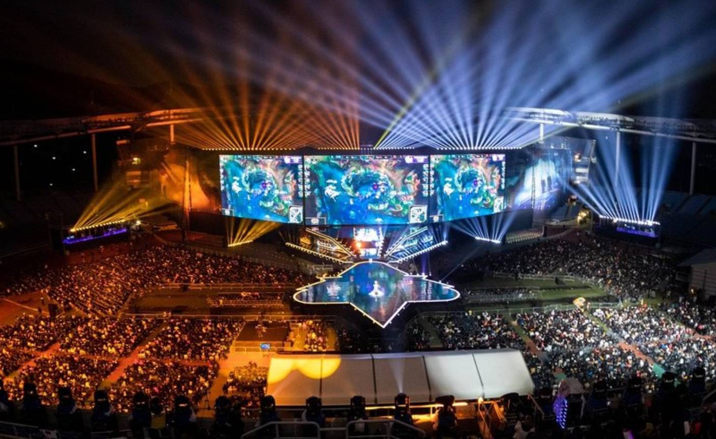 BLAST.tv Austin Major 2025 决赛的第二张地图观众峰值达到了 171 万